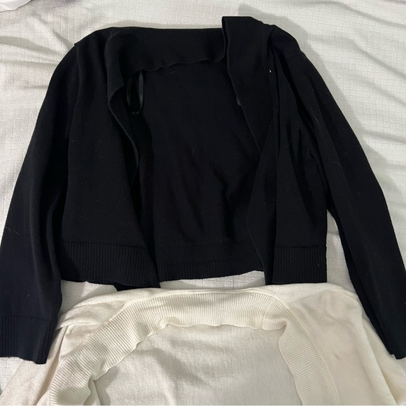 Shrug Bundle - Picture 6 of 6